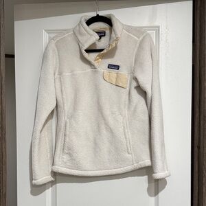 Patagonia Off-White Fleece Pullover with Tan Accent